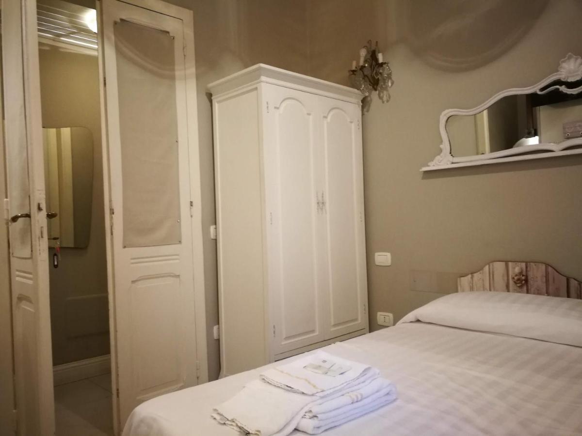 Villa Liberty Ofelia Locazioni Brevi Cagliari Exterior foto